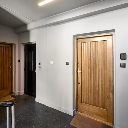 아파트 Plac Konstytucji Homely By Bookinghost