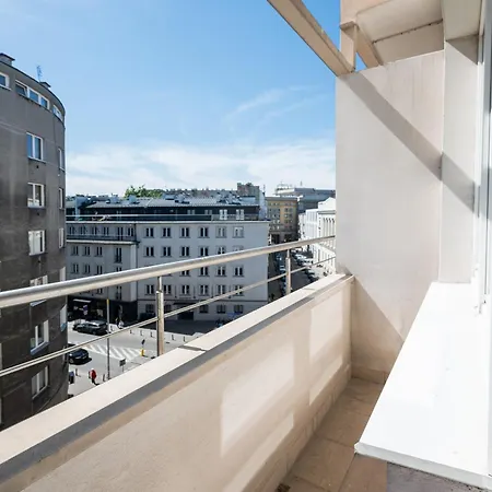 Plac Konstytucji Homely By Bookinghost Lägenhet *