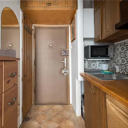 Plac Konstytucji Homely By Bookinghost