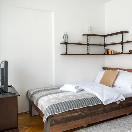 Plac Konstytucji Homely By Bookinghost 아파트 바르샤바