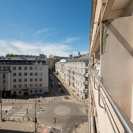 Apartment Plac Konstytucji Homely By Bookinghost *