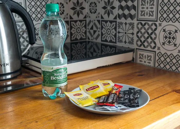 Plac Konstytucji Homely By Bookinghost