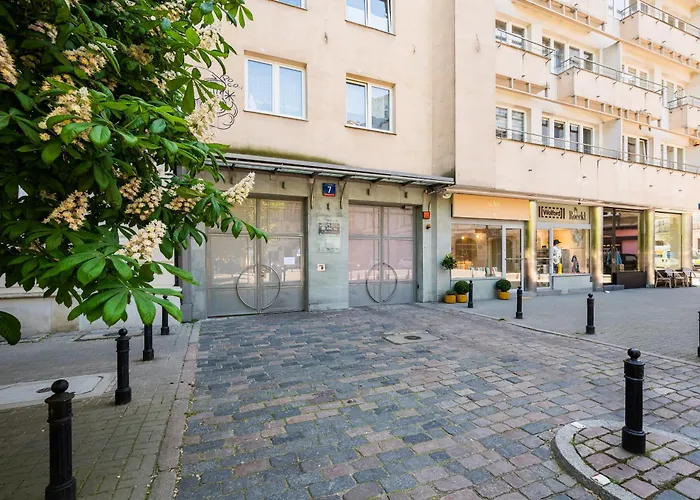 Plac Konstytucji Homely By Bookinghost Apartment